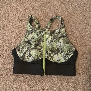 Fabletics sports bra
